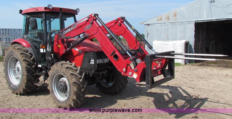 image for item B7248 2008 Case IH Farmall 95 MFWD tractor with loader