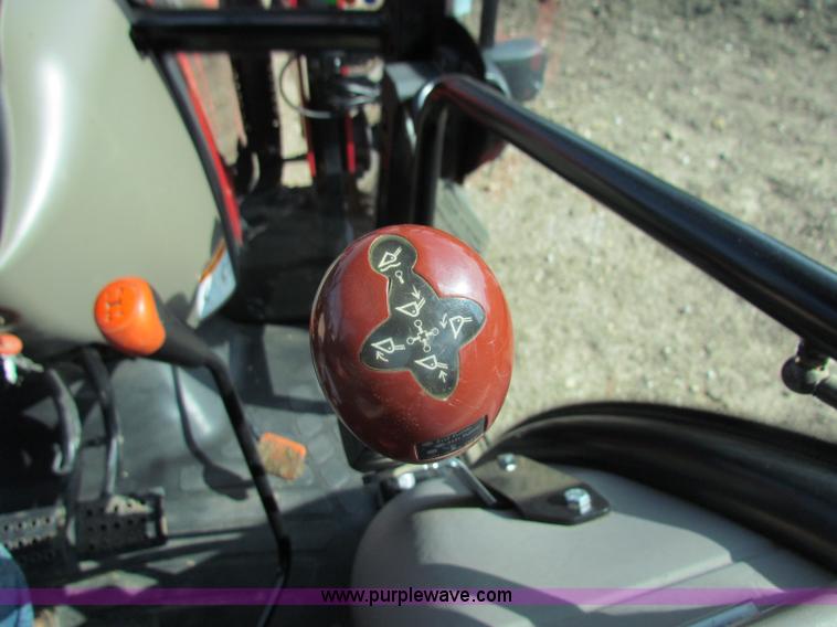 image for item B7248 2008 Case IH Farmall 95 MFWD tractor with loader