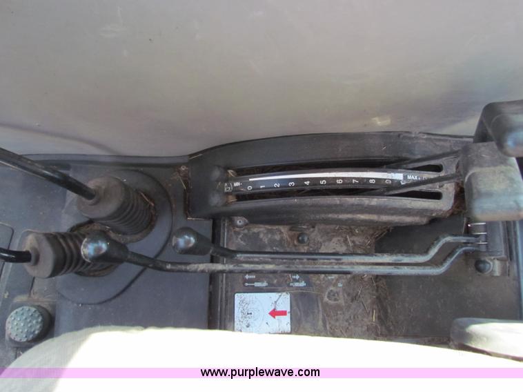 image for item B7248 2008 Case IH Farmall 95 MFWD tractor with loader