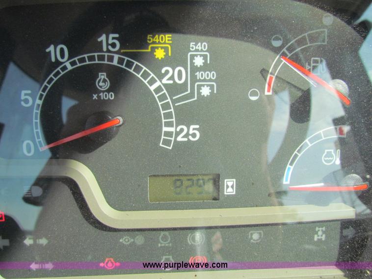 image for item B7248 2008 Case IH Farmall 95 MFWD tractor with loader