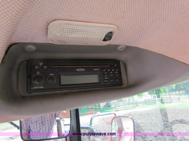 image for item B7248 2008 Case IH Farmall 95 MFWD tractor with loader