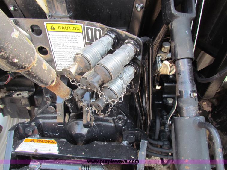 image for item B7248 2008 Case IH Farmall 95 MFWD tractor with loader