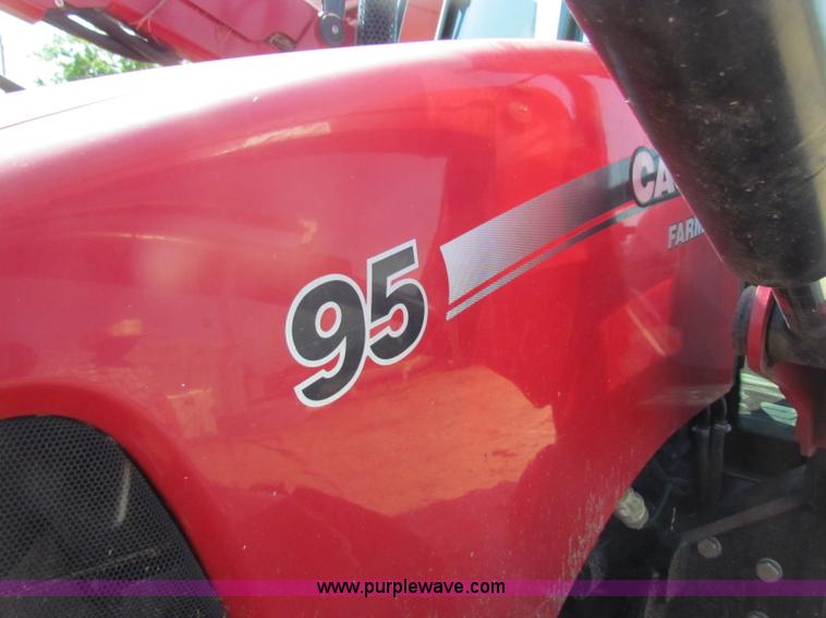 image for item B7248 2008 Case IH Farmall 95 MFWD tractor with loader