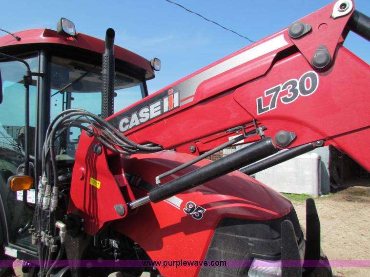 image for item B7248 2008 Case IH Farmall 95 MFWD tractor with loader