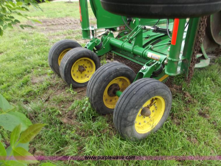 image for item C2093 2008 John Deere CX15 15' batwing mower