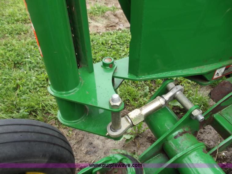 image for item C2093 2008 John Deere CX15 15' batwing mower