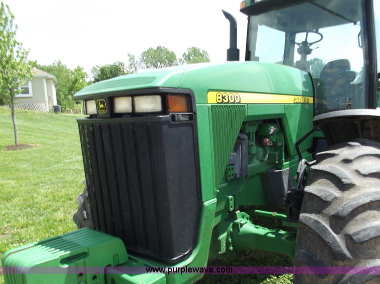 image for item C2095 1998 John Deere 8300 MFWD tractor