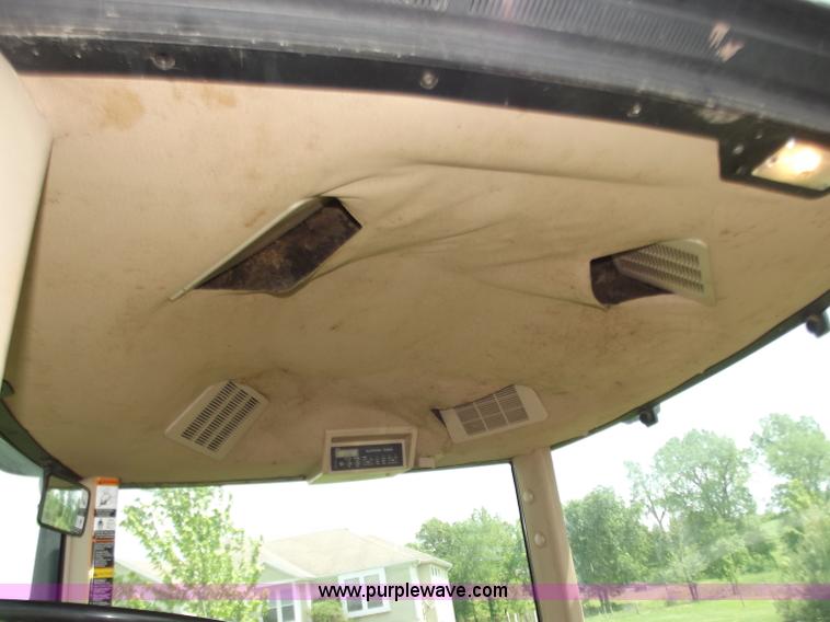 image for item C2095 1998 John Deere 8300 MFWD tractor