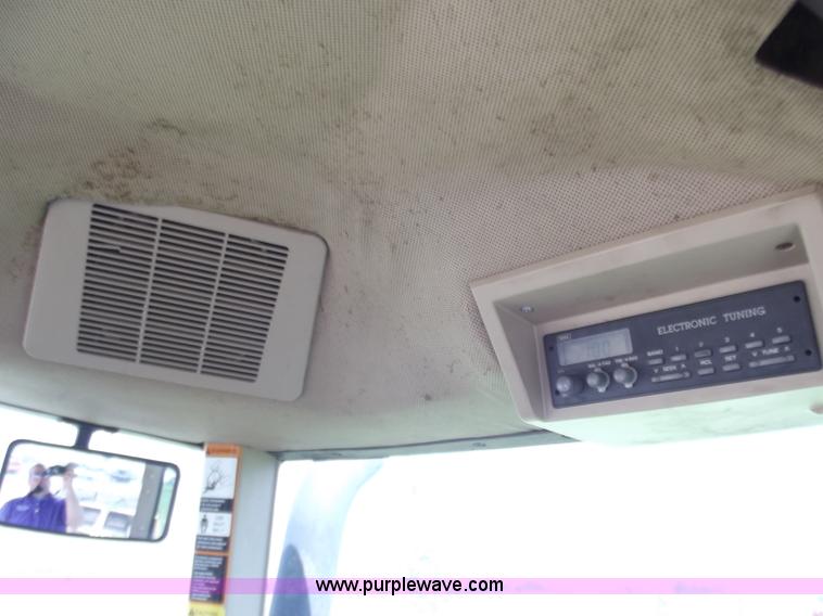 image for item C2095 1998 John Deere 8300 MFWD tractor