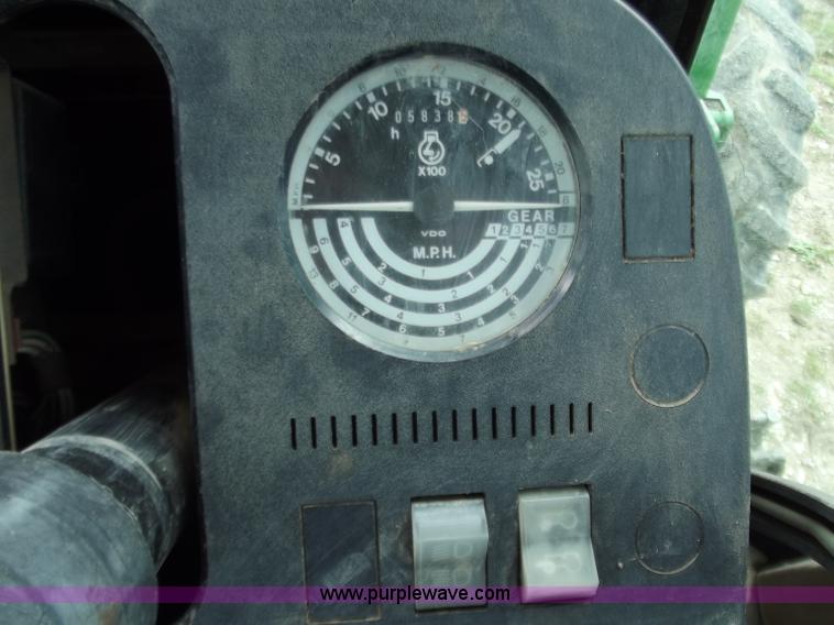 image for item C2096 1991 John Deere 2755 MFWD tractor with loader