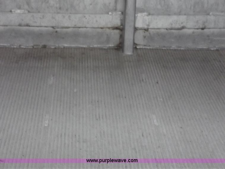 image for item C2098 2005 Hillsboro 32' aluminum stock trailer