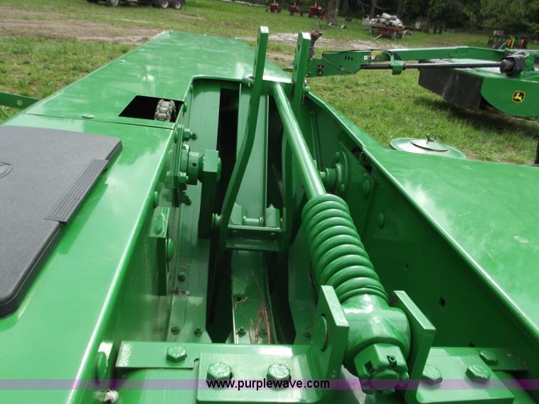 image for item C2106 2005 John Deere 348 square baler