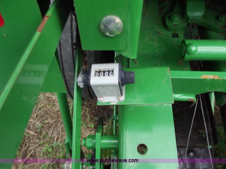 image for item C2106 2005 John Deere 348 square baler
