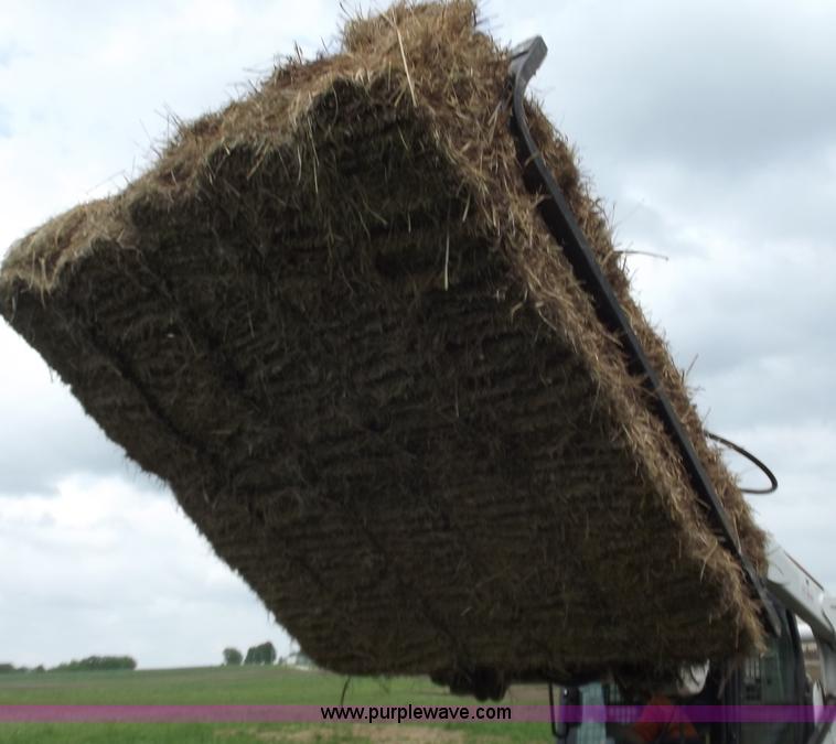 image for item C2107 Hoelscher 100 bale grapple