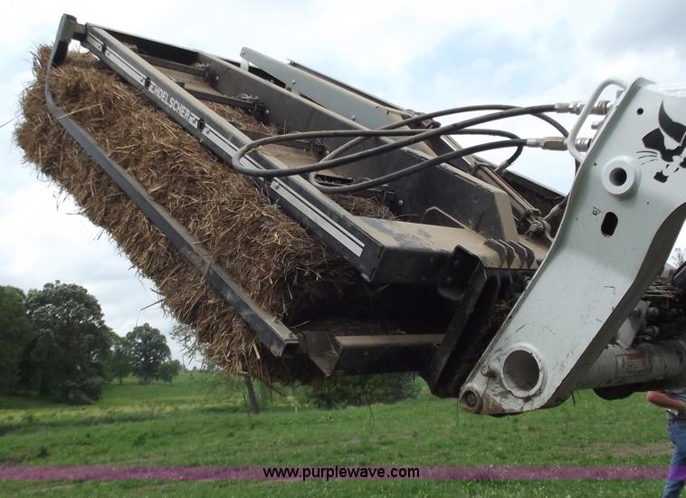 image for item C2107 Hoelscher 100 bale grapple