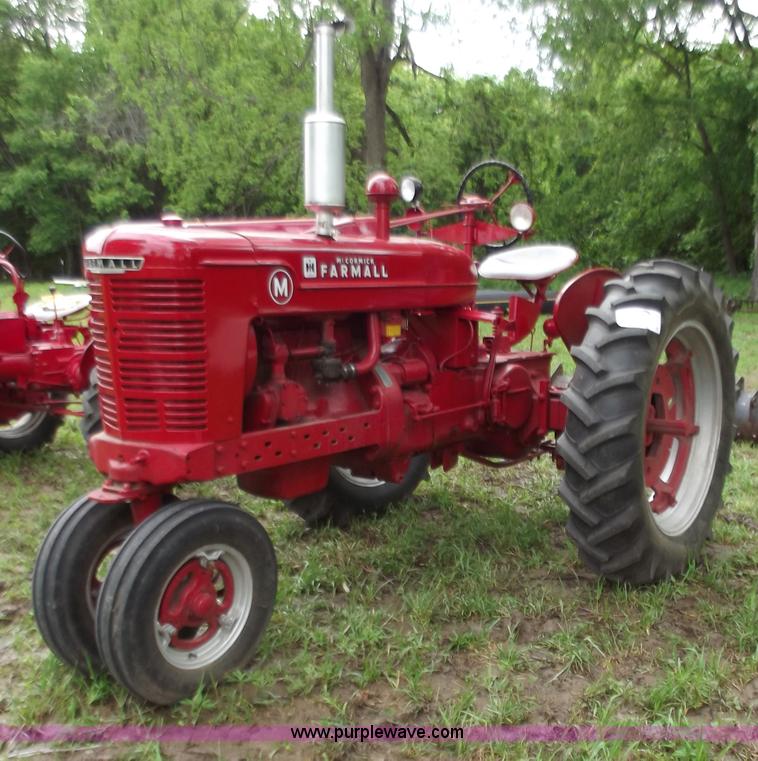 image for item C2108 Mccormick Farmall M tractor