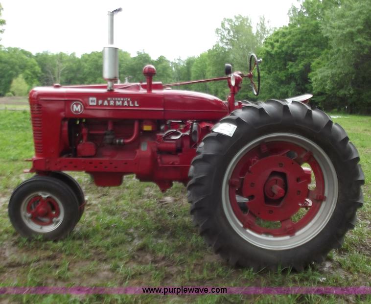 image for item C2108 Mccormick Farmall M tractor