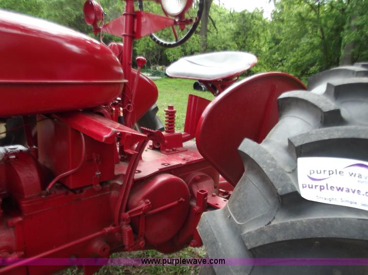 image for item C2108 Mccormick Farmall M tractor