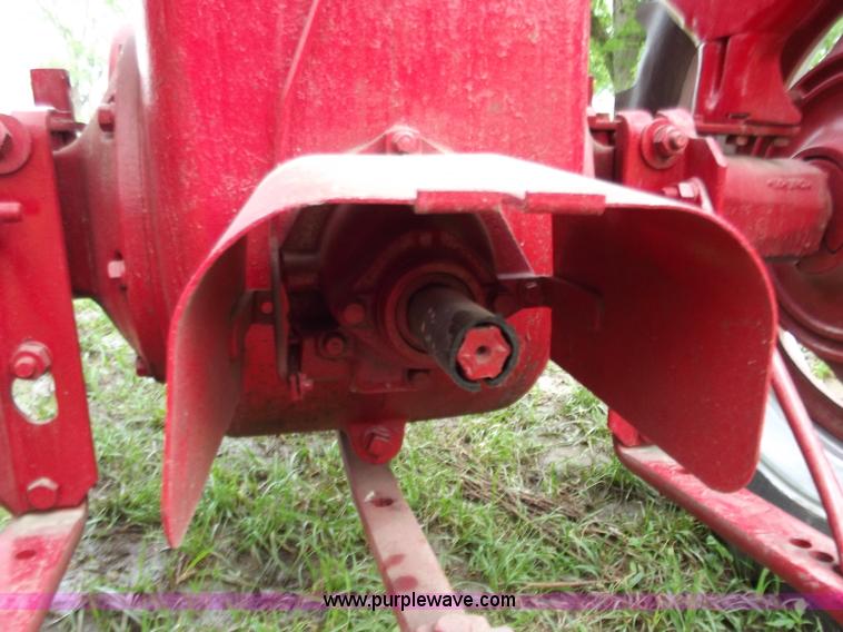 image for item C2108 Mccormick Farmall M tractor