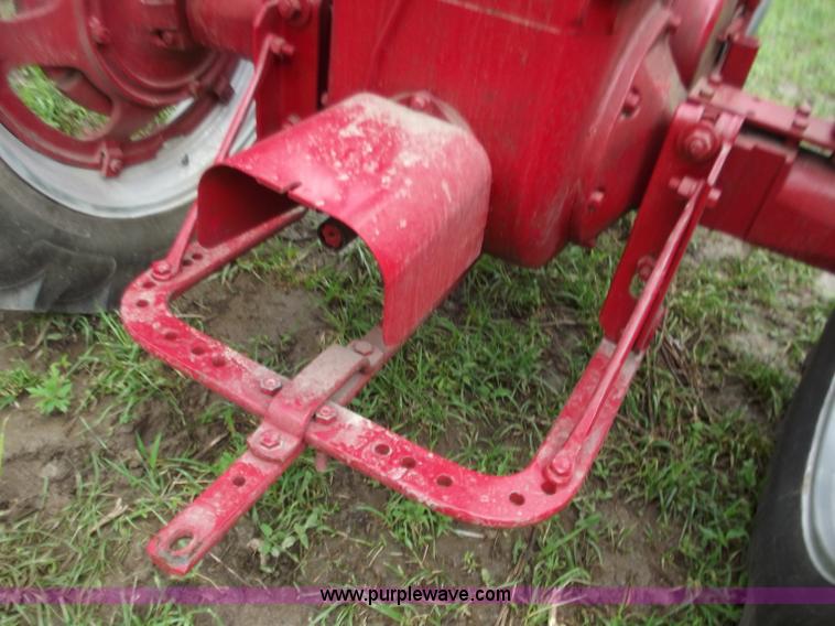 image for item C2108 Mccormick Farmall M tractor