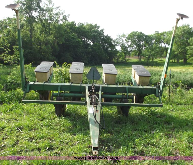 image for item C2111 John Deere 7000 four row planter