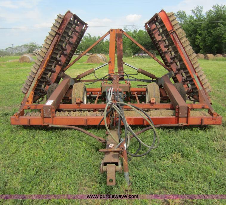 image for item C5494 Brillion 26' cultipacker