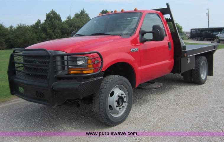 image for item C5496 2001 Ford F450 XL Super Duty flatbed pickup truck