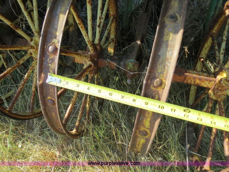 image for item C9695 John Deere 15' hoe drill