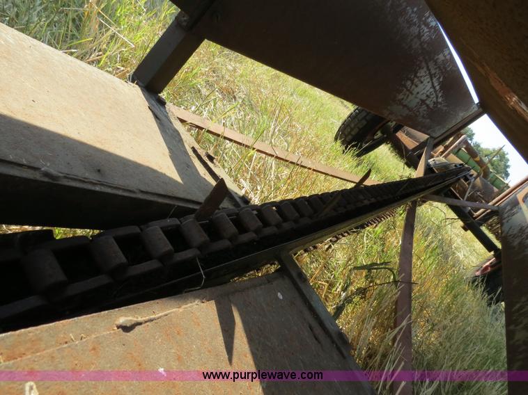 image for item C9699 Pop-up small square bale loader