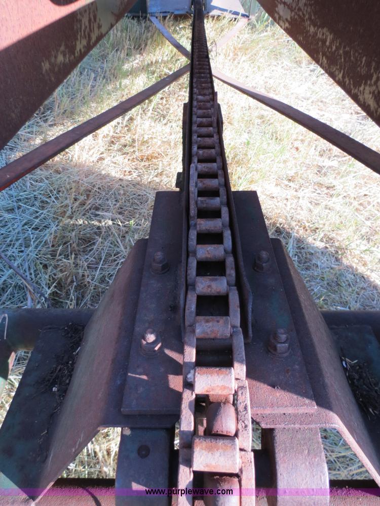 image for item C9699 Pop-up small square bale loader