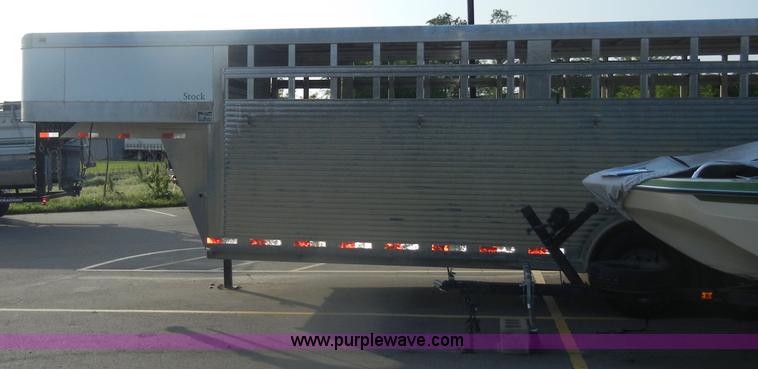 image for item D4060 2006 Liberty 20' gooseneck stock trailer