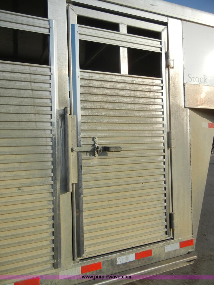 image for item D4060 2006 Liberty 20' gooseneck stock trailer