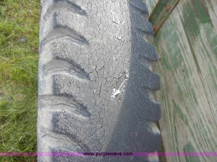 image for item D4071 John Deere L&M manure spreader