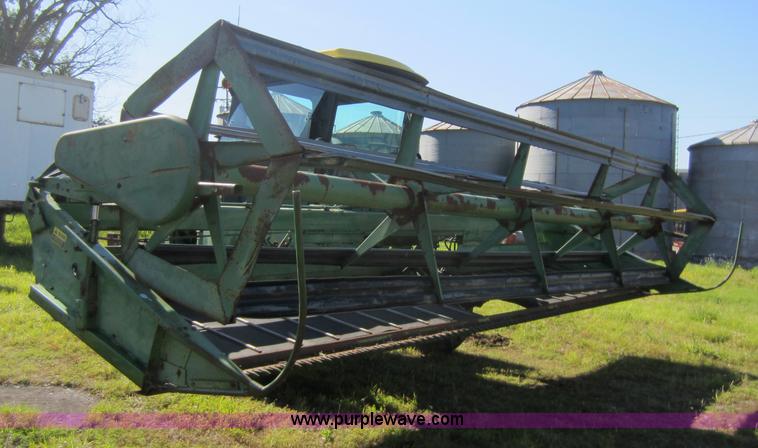 image for item D5502 1981 John Deere 2420 self-propelled swather