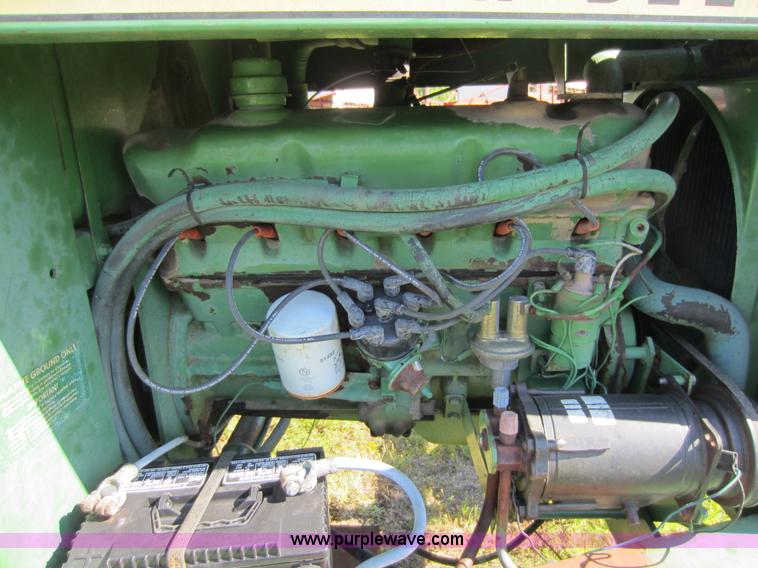 image for item D5502 1981 John Deere 2420 self-propelled swather