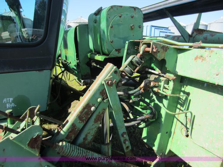 image for item D5502 1981 John Deere 2420 self-propelled swather