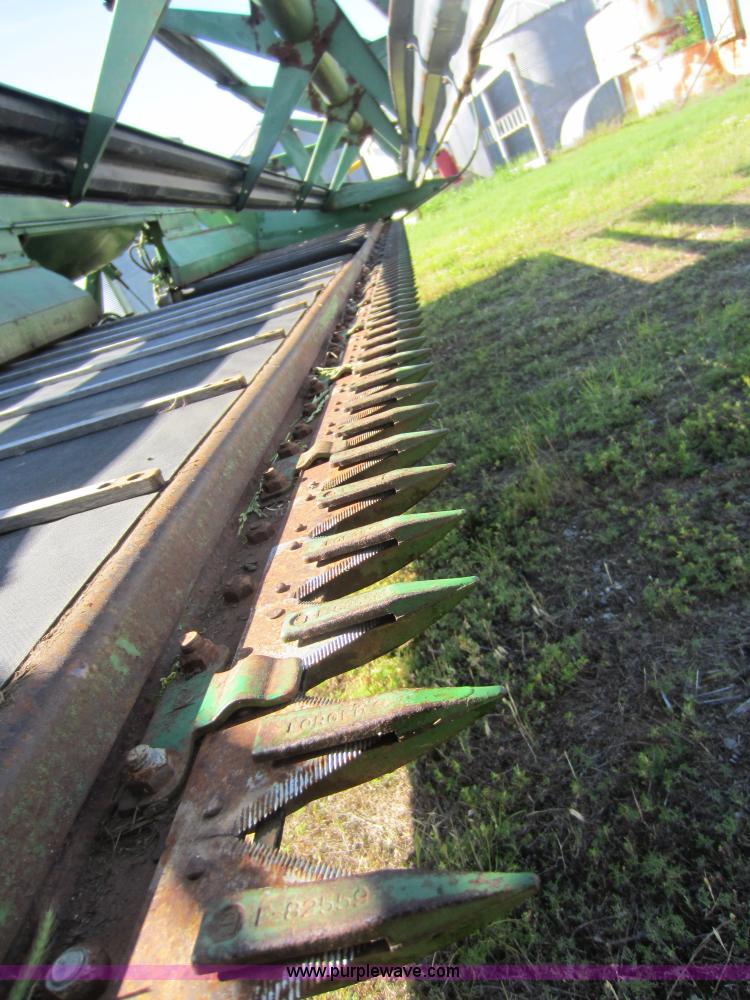 image for item D5502 1981 John Deere 2420 self-propelled swather