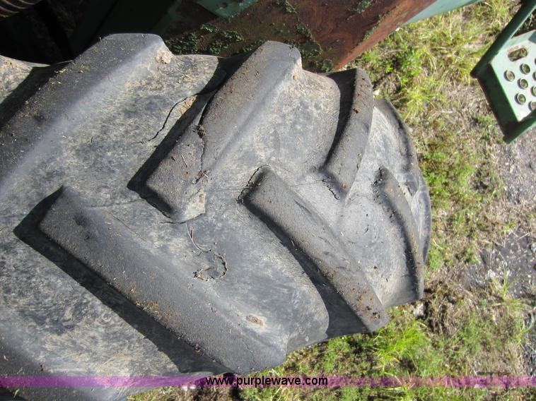 image for item D5502 1981 John Deere 2420 self-propelled swather