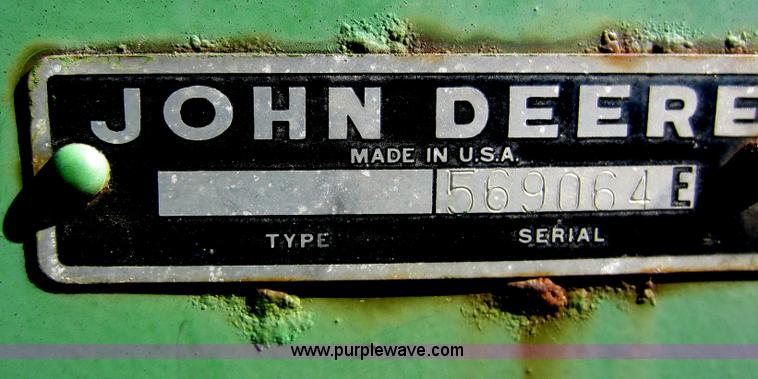 image for item D5502 1981 John Deere 2420 self-propelled swather