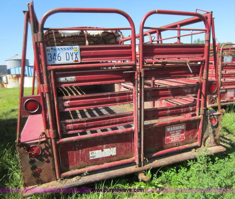 image for item D5509 1999 Coose gooseneck livestock trailer