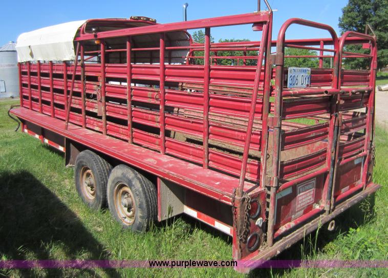 image for item D5510 2001 Coose gooseneck livestock trailer
