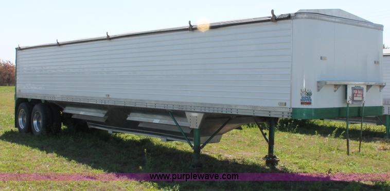 image for item D7890 1981 Timpte Super Hopper 40' grain trailer