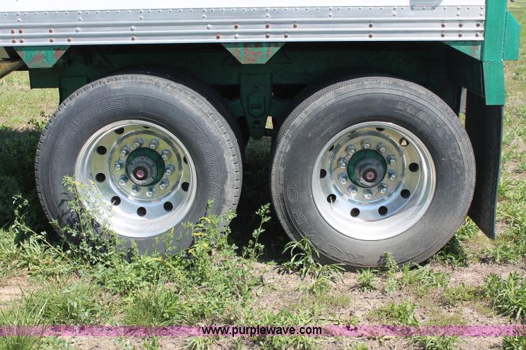 image for item D7890 1981 Timpte Super Hopper 40' grain trailer