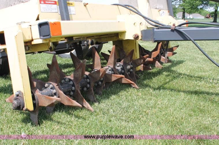 image for item D7892 Holland Aerway 16 row aerator
