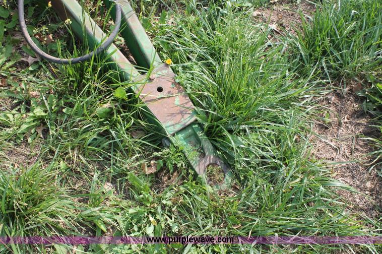 image for item D7905 John Deere 630 disc