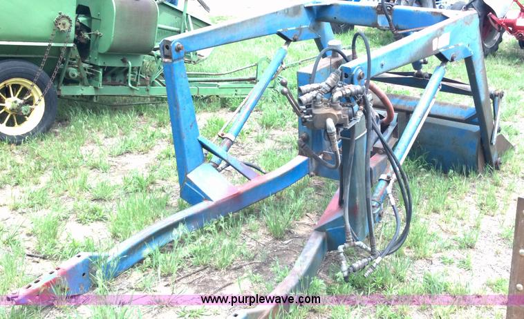 image for item D7946 Fasco 1200 tractor loader