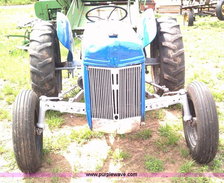 image for item D7955 1948 Ford 8N tractor