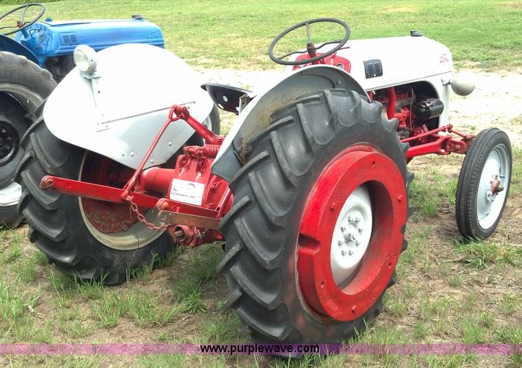 image for item D7956 1948 Ford 8N tractor