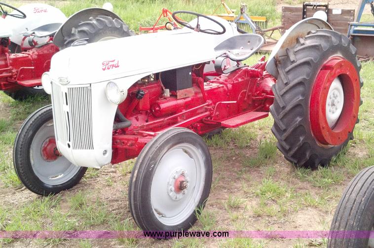 image for item D7956 1948 Ford 8N tractor