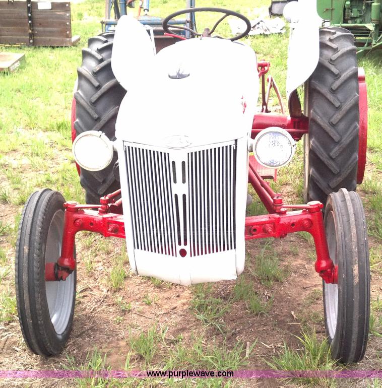 image for item D7956 1948 Ford 8N tractor